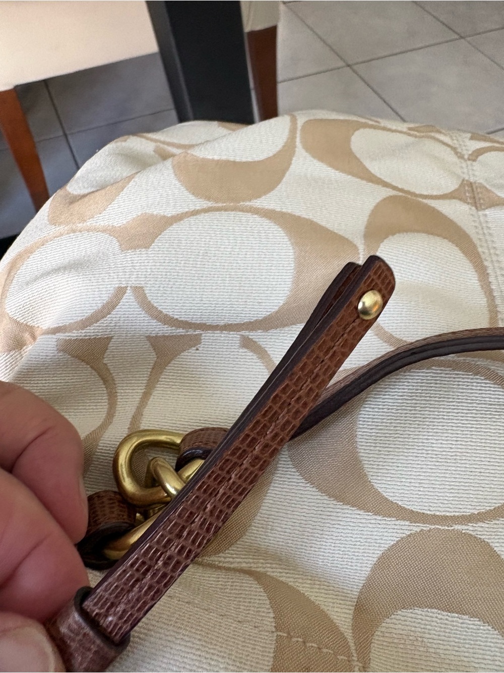 Coach Signature Canvas Shoulder Bag in Khaki/Chalk - Picture 14 of 14